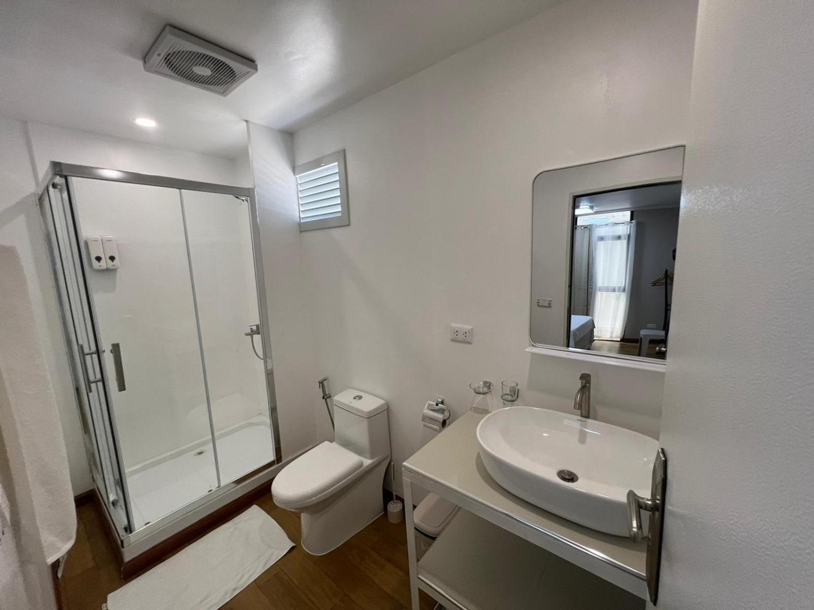 Royal Suites - Port Barton San Vicente  Zewnętrze zdjęcie